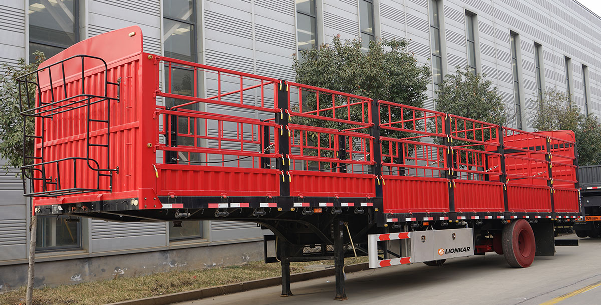 50 Ton Fence Semi Trailer High Fence Cargo Trailer in Tanzania