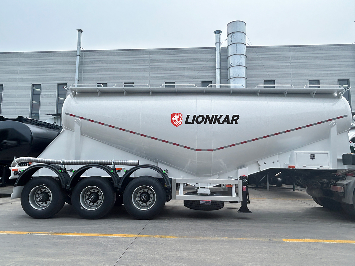 40/50 Cube Cement Bulk Tanker Trailers for Sale in Tanzania