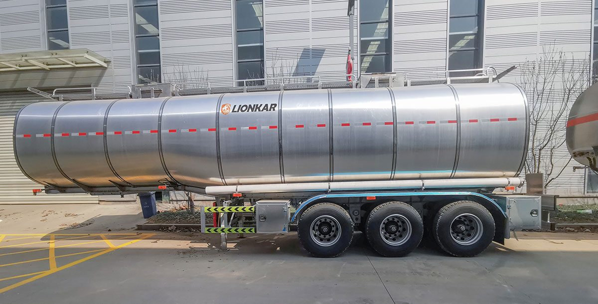 40000 Liters Aluminum Tanker Trailer for Sale in Tanzania