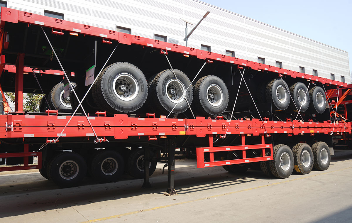 Tri Axle Flatbed Trailer in Tanzania 