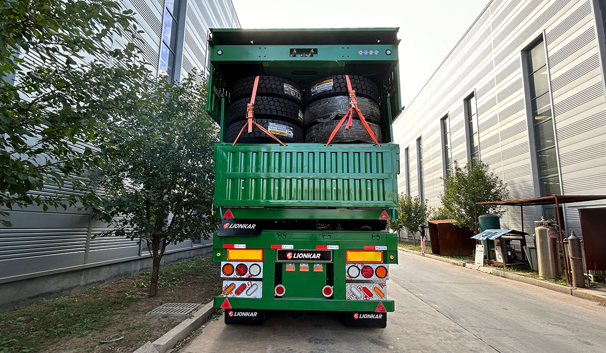 3 Axles 30 Ton Fence Cargo Semi Trailer in Dar es Salaam