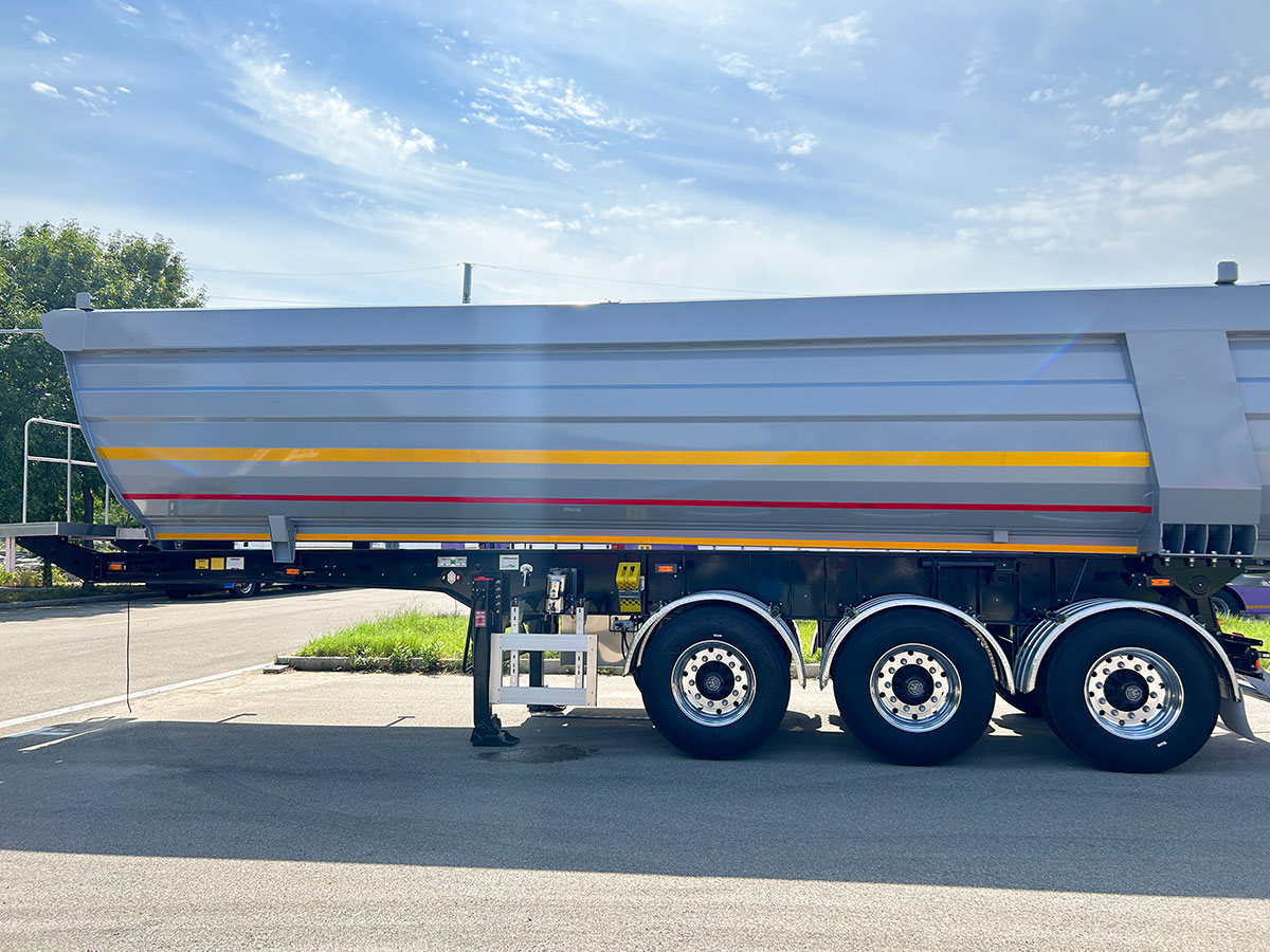 3-Axle 40-Ton U-Type Dump Trailer for Efficient Transportation2
